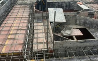 HOÀN THÀNH HẠNG MỤC ĐỔ MÁI SÀN LẦU 6, CÔNG TRÌNH ANH THẮNG