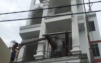công trình CHI TRANG phường CMT Q 12 giao nha ngay 26 - 5 - 2018 am lich