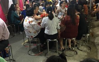 Tân gia nhà ANH BIỀN phường CMT.  Q  12 cong ty Quang minh chúc gia đình vạn sự như ý