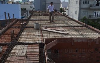 Công trình CHÚ HÀO Phường CMT Q 12 đổ tấm 3 ngày 19 - 5 -2018 am lịch