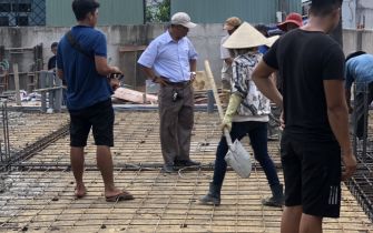 Kiểm tra thi công Công trình anh HUYNH Hóc Môn
