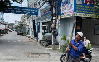 Công tác tháo dỡ phường Trung Mỹ Tây Quận 12
