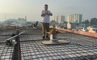 Công trình P Trung Mỹ Tây Q12 đổ mái lầu 5 ngày 21-11-2024 AL