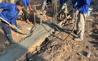 Công tác đổ bê tông móng công trình Anh Hải P Trung Mỹ Tây Q12