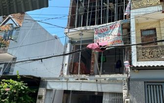 Công trình xã Trung Chánh huyện Hóc Môn đổ mái 4 ngày 25-8-2024