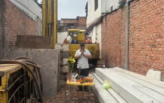 Công tác ép cọc công trình em Quỳnh phường Trung Mỹ Tây quận 12 TPHCM