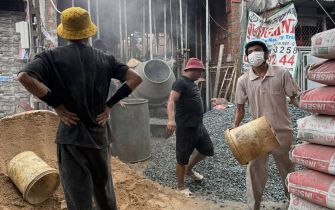 Công tác đổ mái tầng 1 công trình em Quỳnh phường Trung Mỹ Tây quận 12 TPHCM ngày 27- 1 - 2025 AL