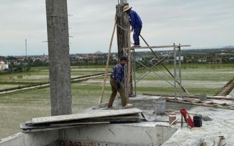 CẬP NHẬT TIẾN ĐỘ THI CÔNG ĐỔ BÊ TÔNG CỘT TẦNG 5 CÔNG TRÌNH NGUYỄN THỊ THƯ 