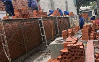 CẬP NHẬT TIẾN ĐỘ THI CÔNG – CÔNG TÁC XÂY TƯỜNG TẦNG 1 CÔNG TRÌNH CHÚ HẠ