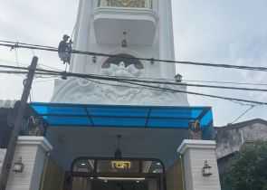 BÀN GIAO CÔNG TRÌNH CỦA GIA ĐÌNH EM TRANG