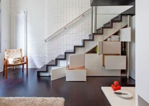 Thiết kế cầu thang đẹp với tủ thông minh