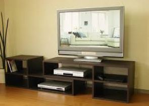 Vị trí đặt máy tính và TV trong nhà