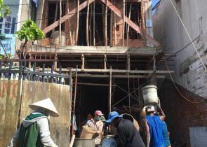 Công trình BAC NAM phường CMT Q 12 đổ tấm 2 ngày 24 - 5 - 2018 am lịch