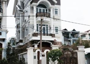 Mẫu Thi công nhà phố cty quang minh