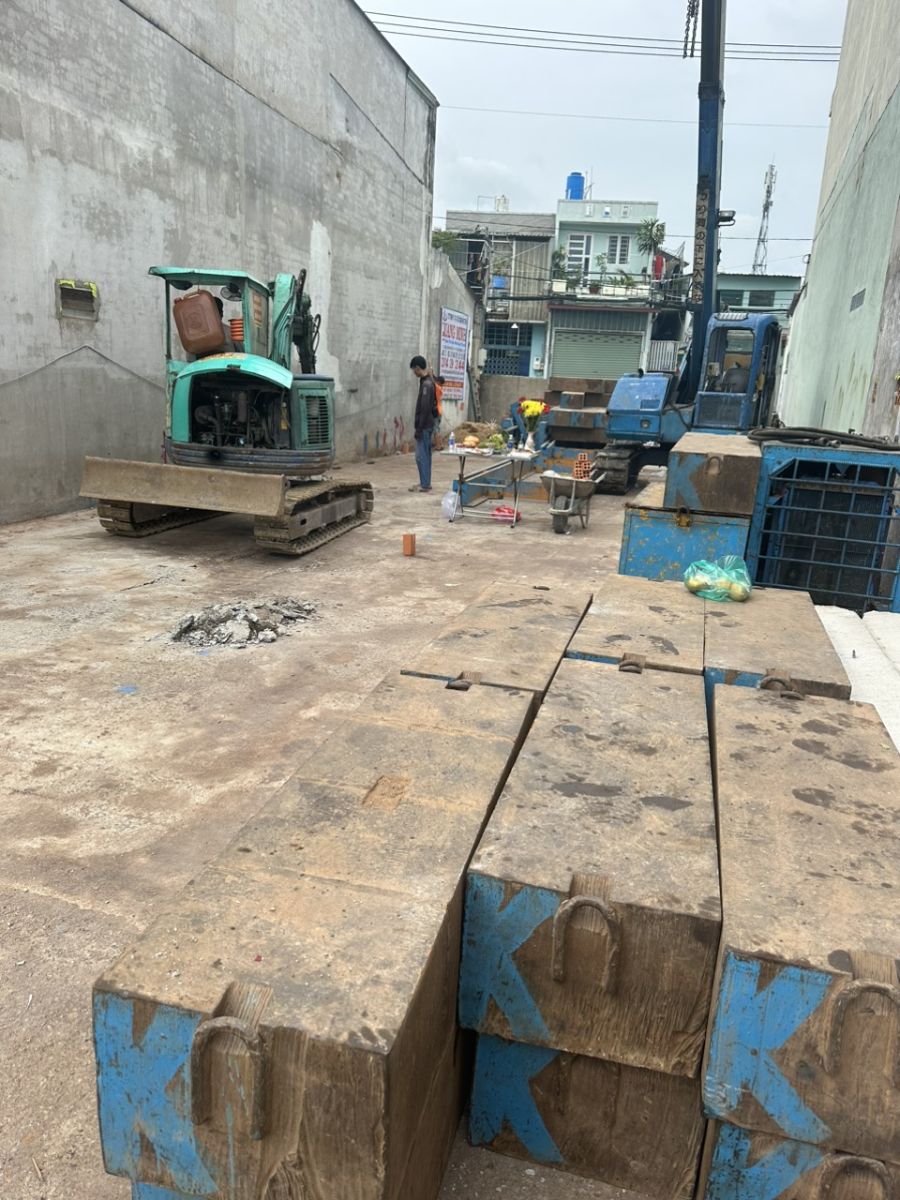 Nếu bạn có nhu cầu có thể tham khảo dịch vụ của Nhà thầu sửa chữa nhà phố tại Tphcm 1️⃣ Quận 12 giá rẻ nhé. Chi tiết vui lòng liên hệ qua thông tin dưới đây.